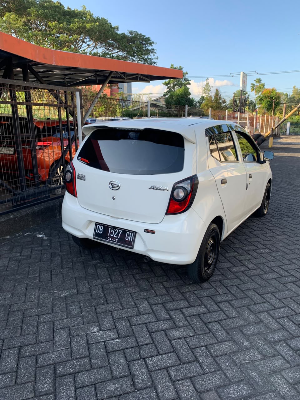 gambar besar 8